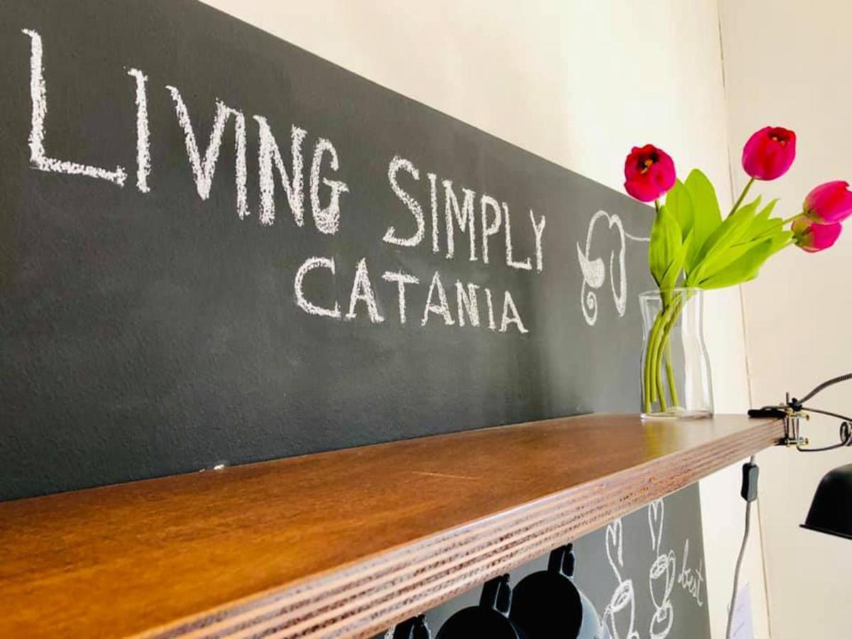 Bed and Breakfast Living Simply à Catane Extérieur photo
